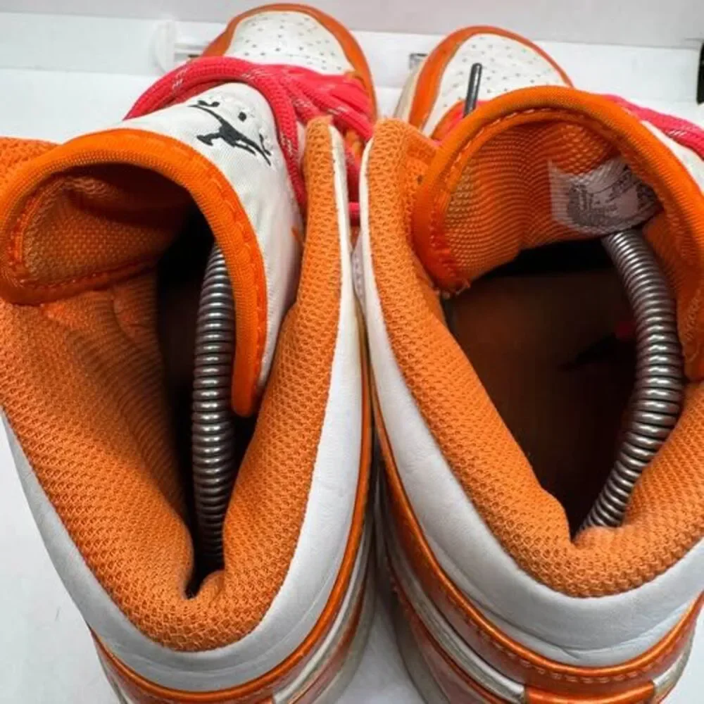 Nike Air Jordan 1 Mid Electro Orange Mens 9.5 shoes sneakers